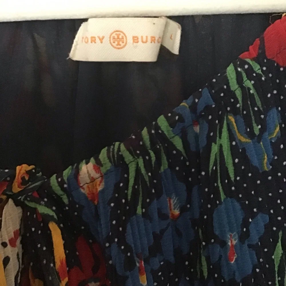 Tory Burch excellent no